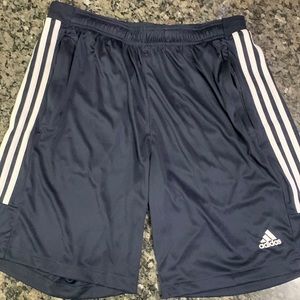 Men’s adidas shorts NWOT